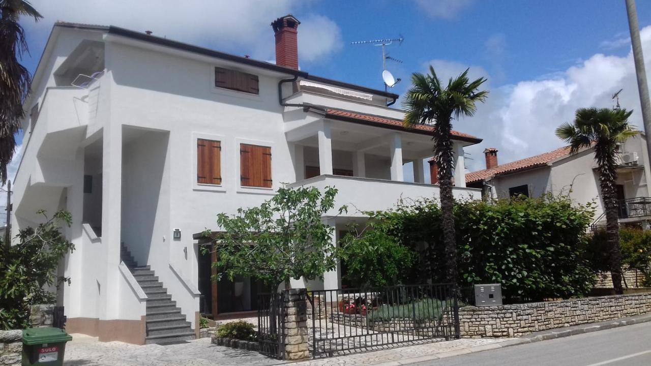 Apartament Dean Porec Bagian luar foto